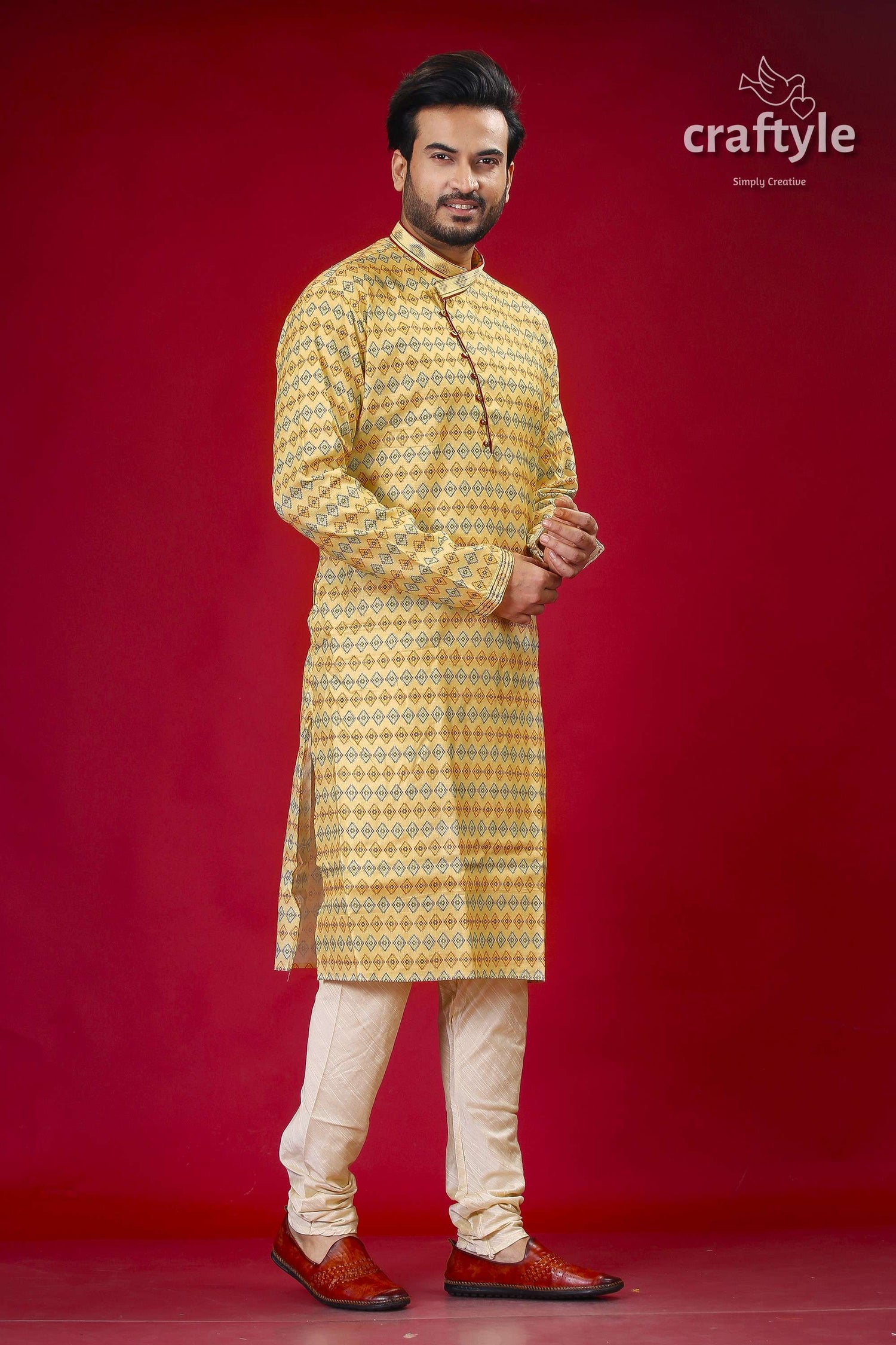 a man in a yellow and white outfit