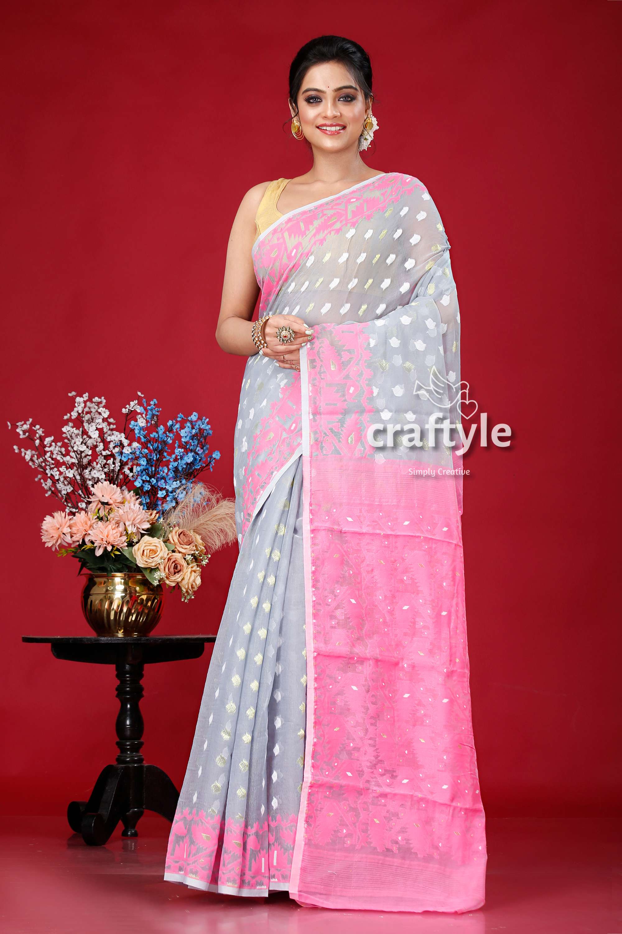 Amaranth Pink and Grey Bengal Handloom Jamdani Saree - Craftyle