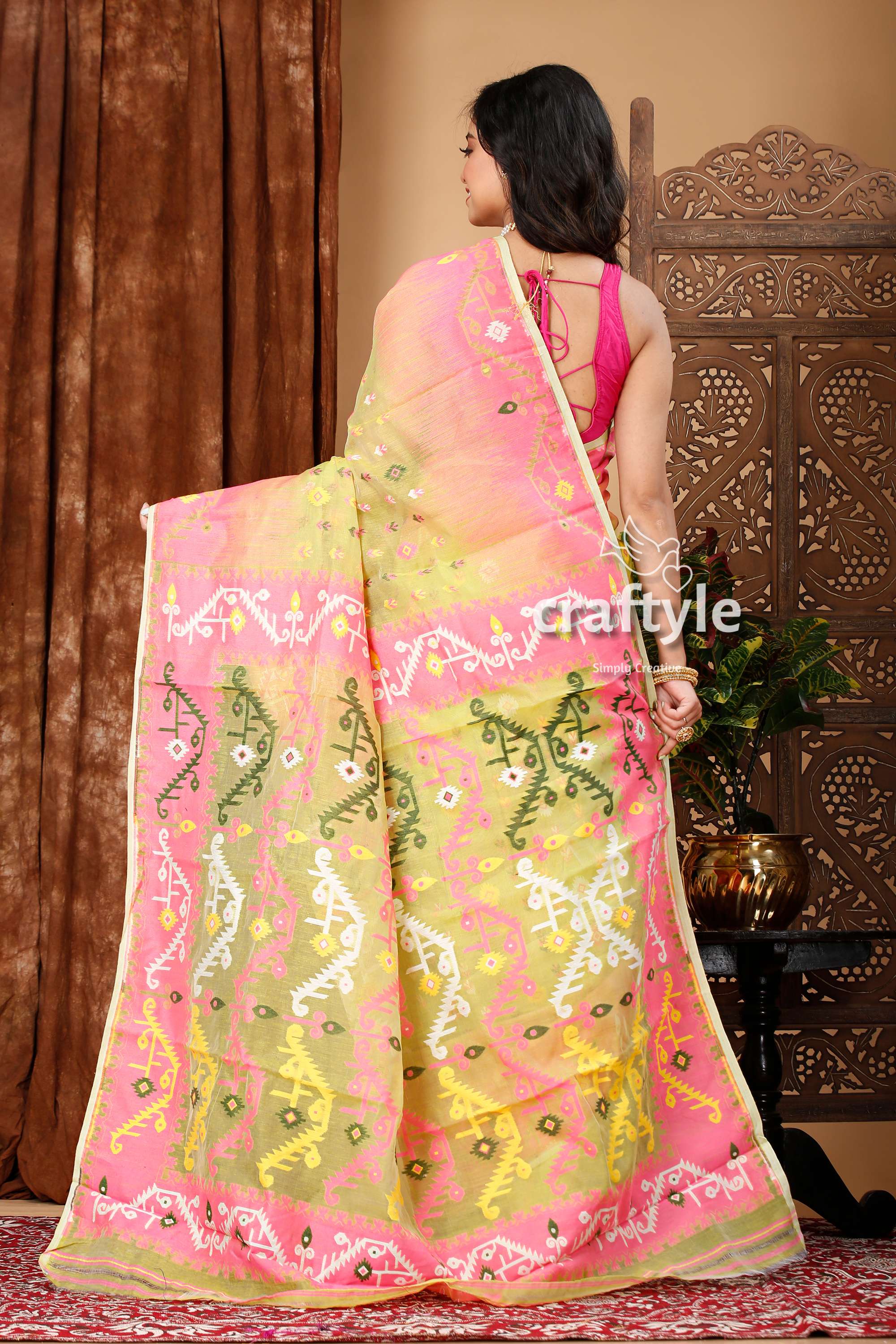 Android Green and Pink Jamdani Weave Saree - Craftyle