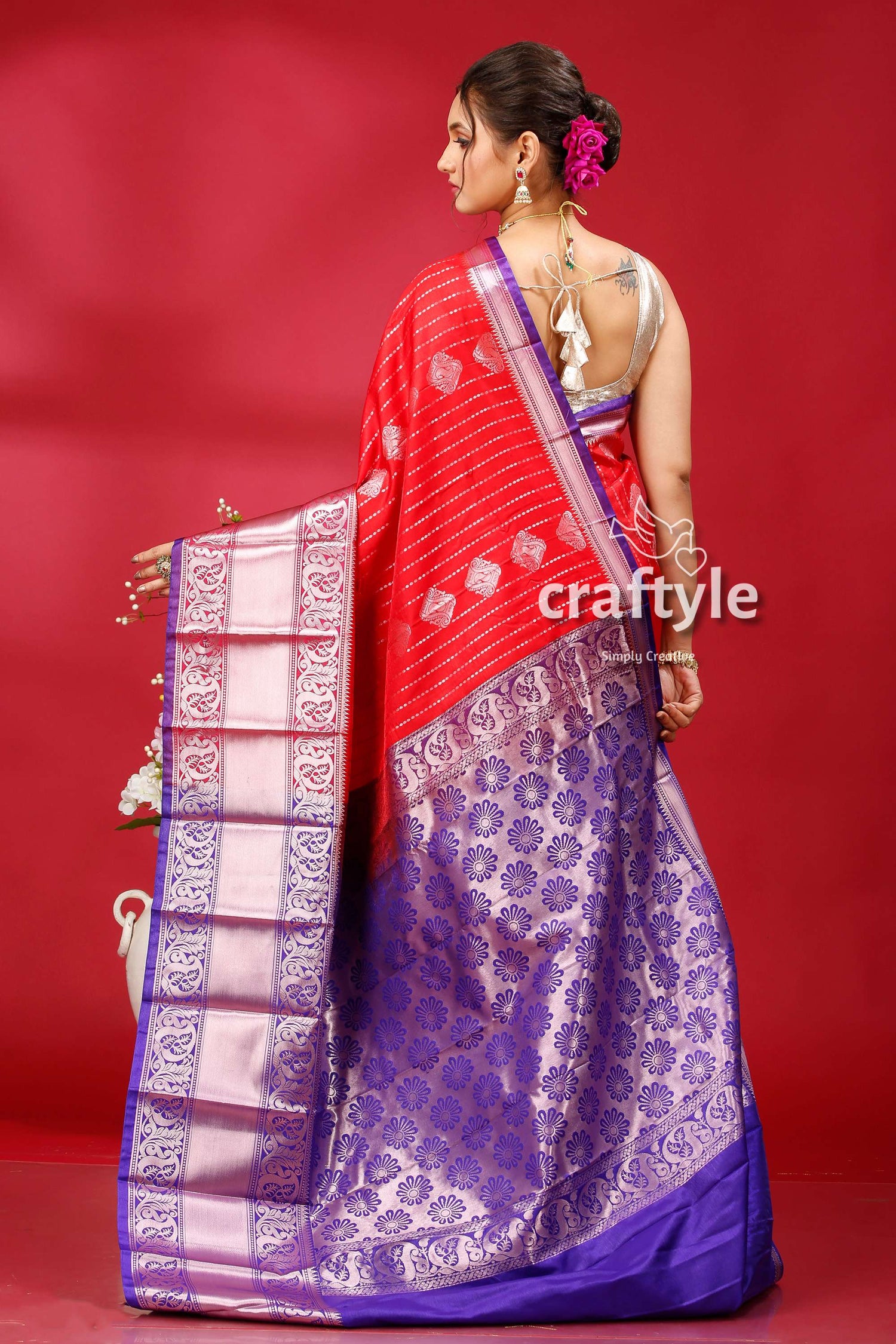 Beautiful Imperial Red Kosha Silk Saree - Soft and Comfortable - Craftyle