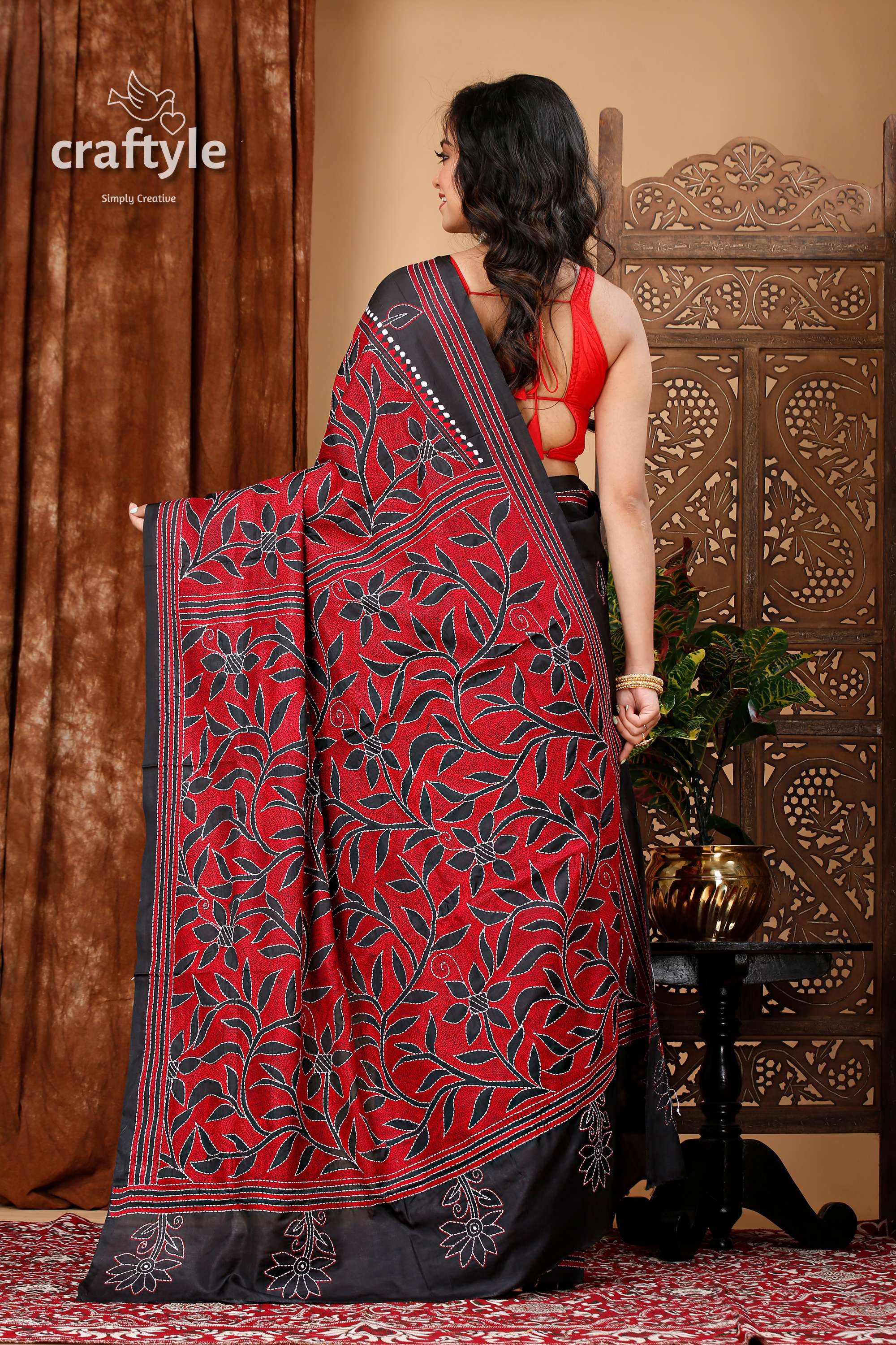 Black and Red Floral Silk Kantha Saree - Reverse Stitch - Craftyle