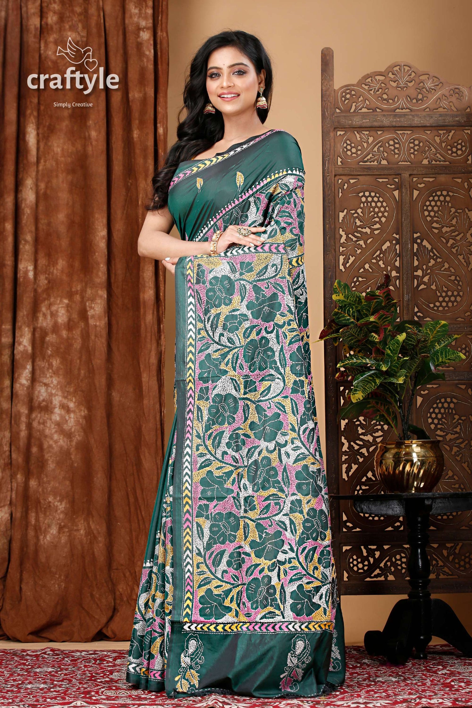 Bottle Green Floral Kantha Stitch Saree - Reverse Stitch - Craftyle