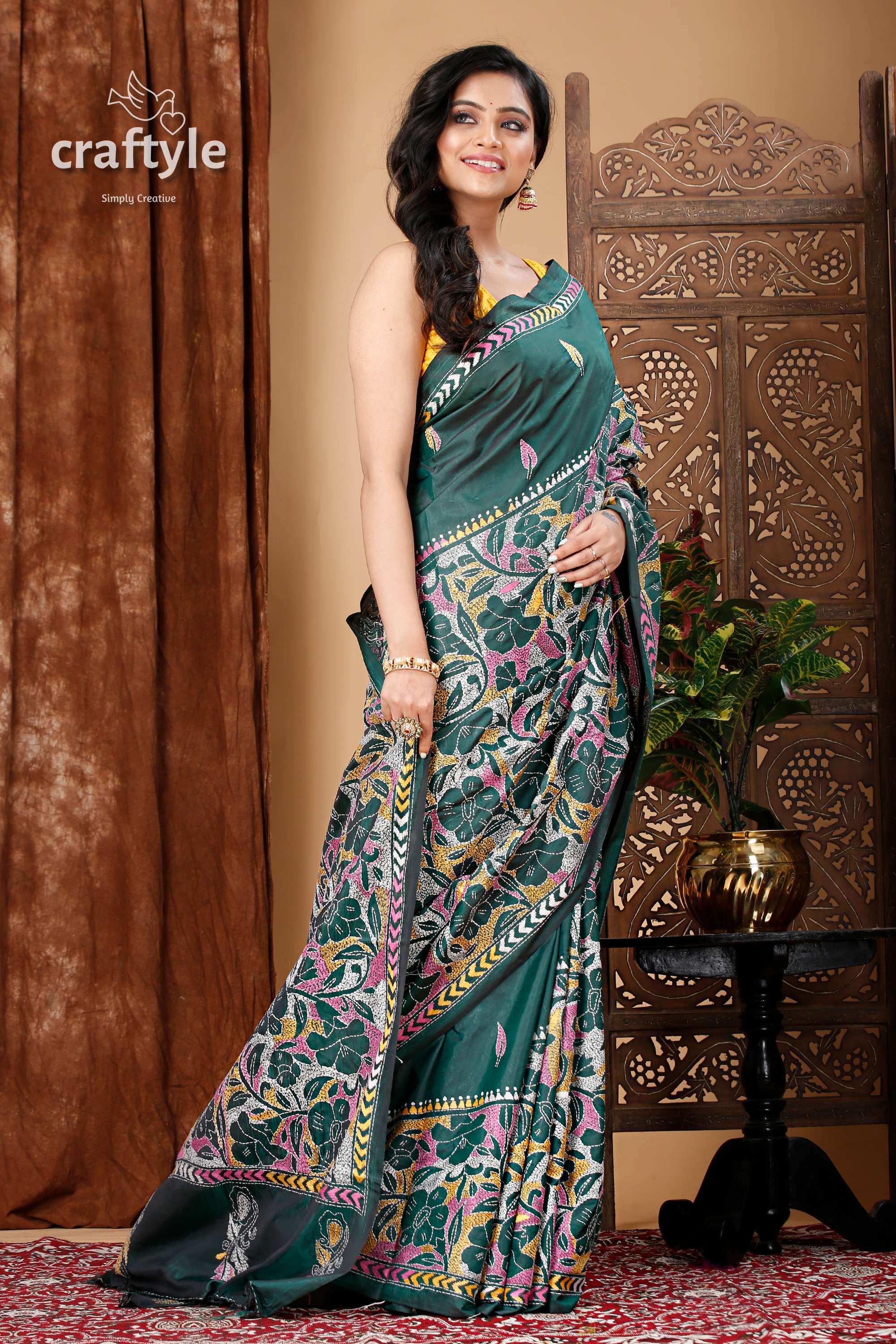 Bottle Green Floral Kantha Stitch Saree - Reverse Stitch - Craftyle