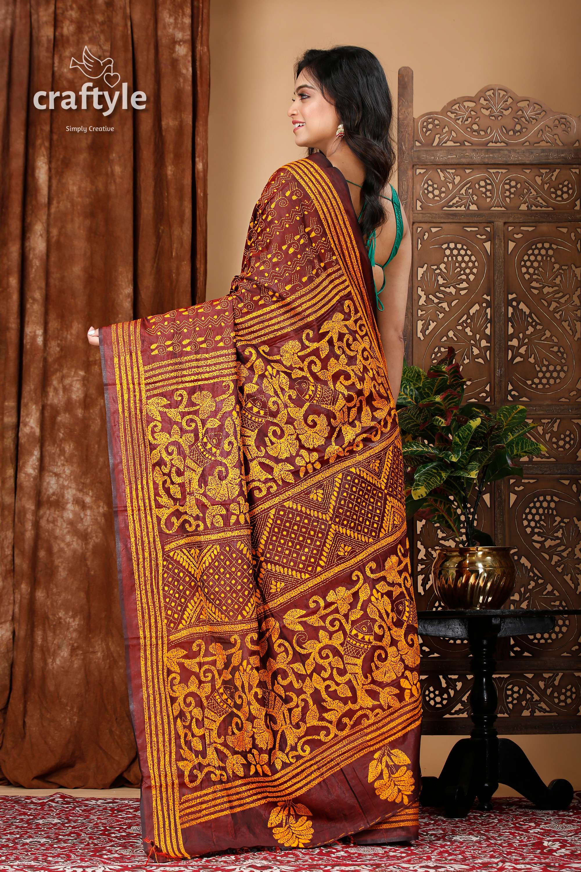 Burnt Maroon Orange Thread Fish Motif Silk Kantha Saree - Craftyle