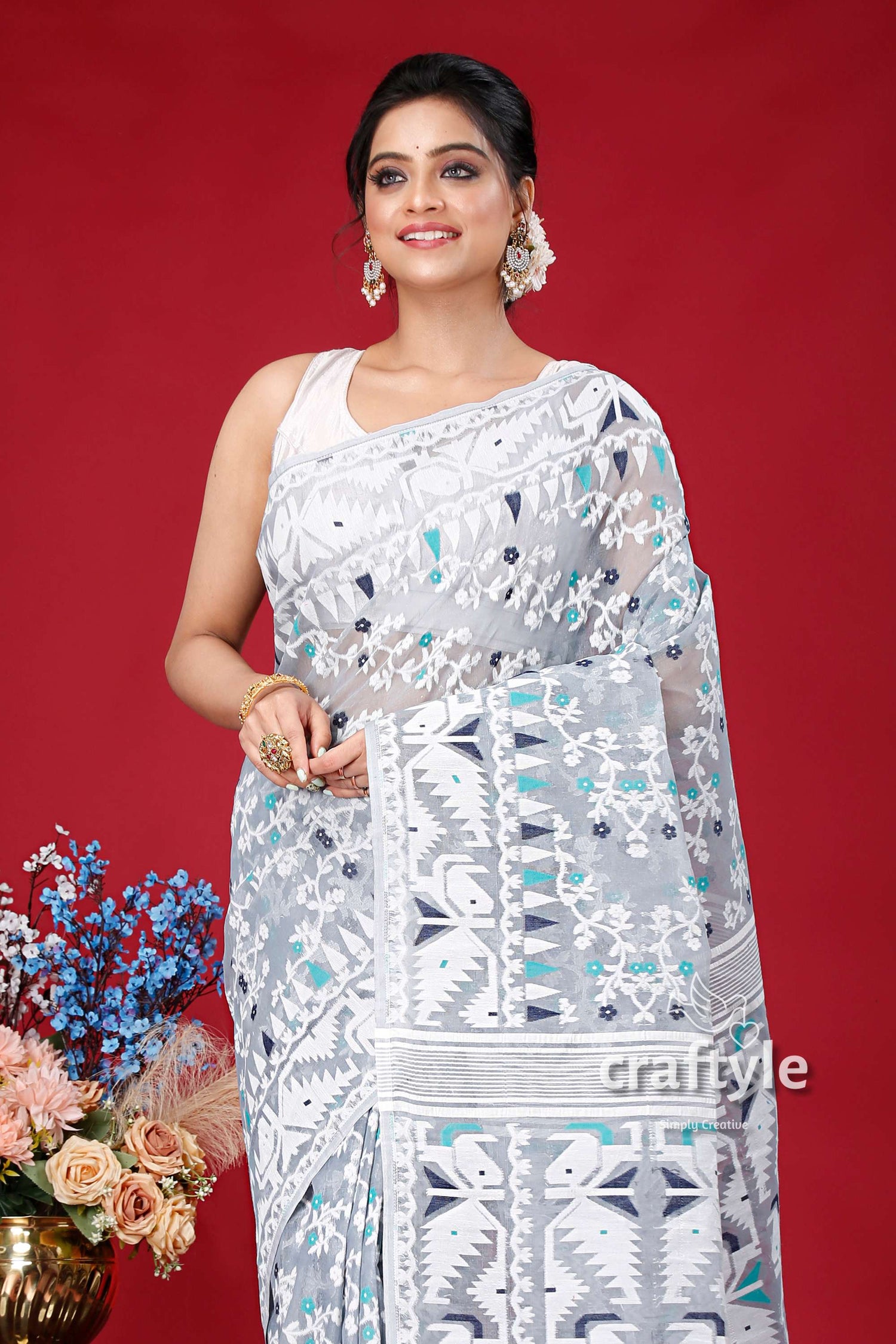 Cadet Grey and White Traditional Dhakai Jamdani Saree - Craftyle