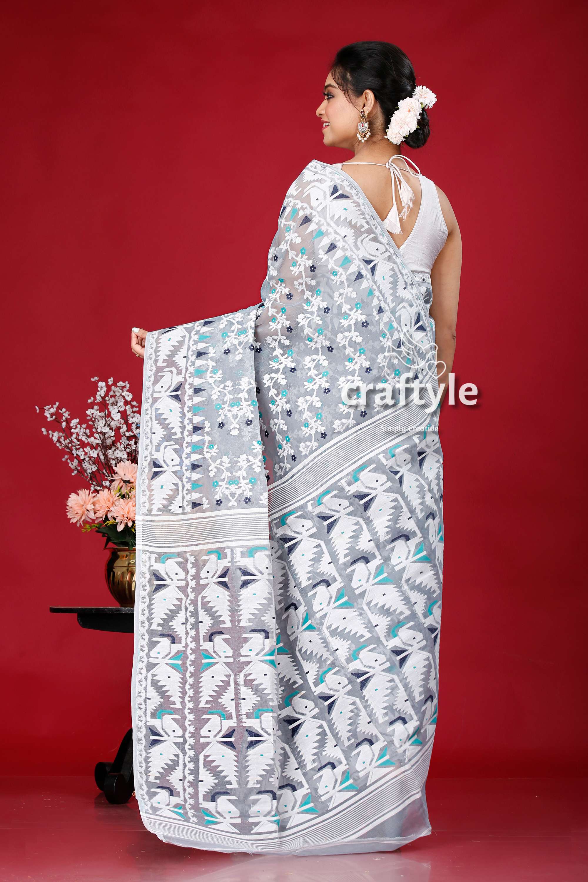 Cadet Grey and White Traditional Dhakai Jamdani Saree - Craftyle