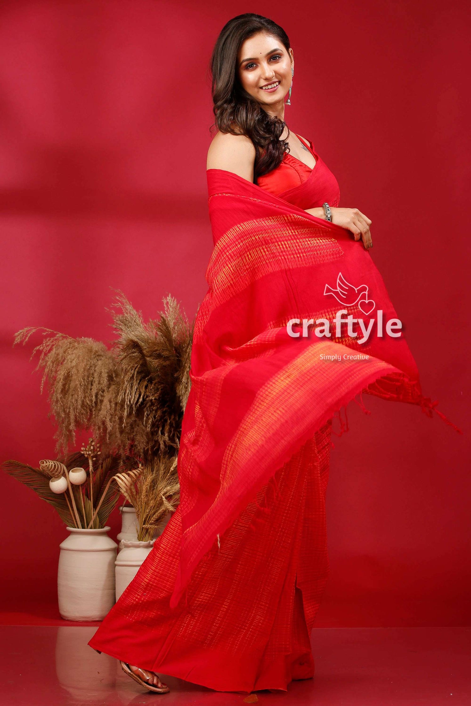 Debian Red Shibori Handloom Cotton Saree - Traditional Tie Dye Design - Craftyle