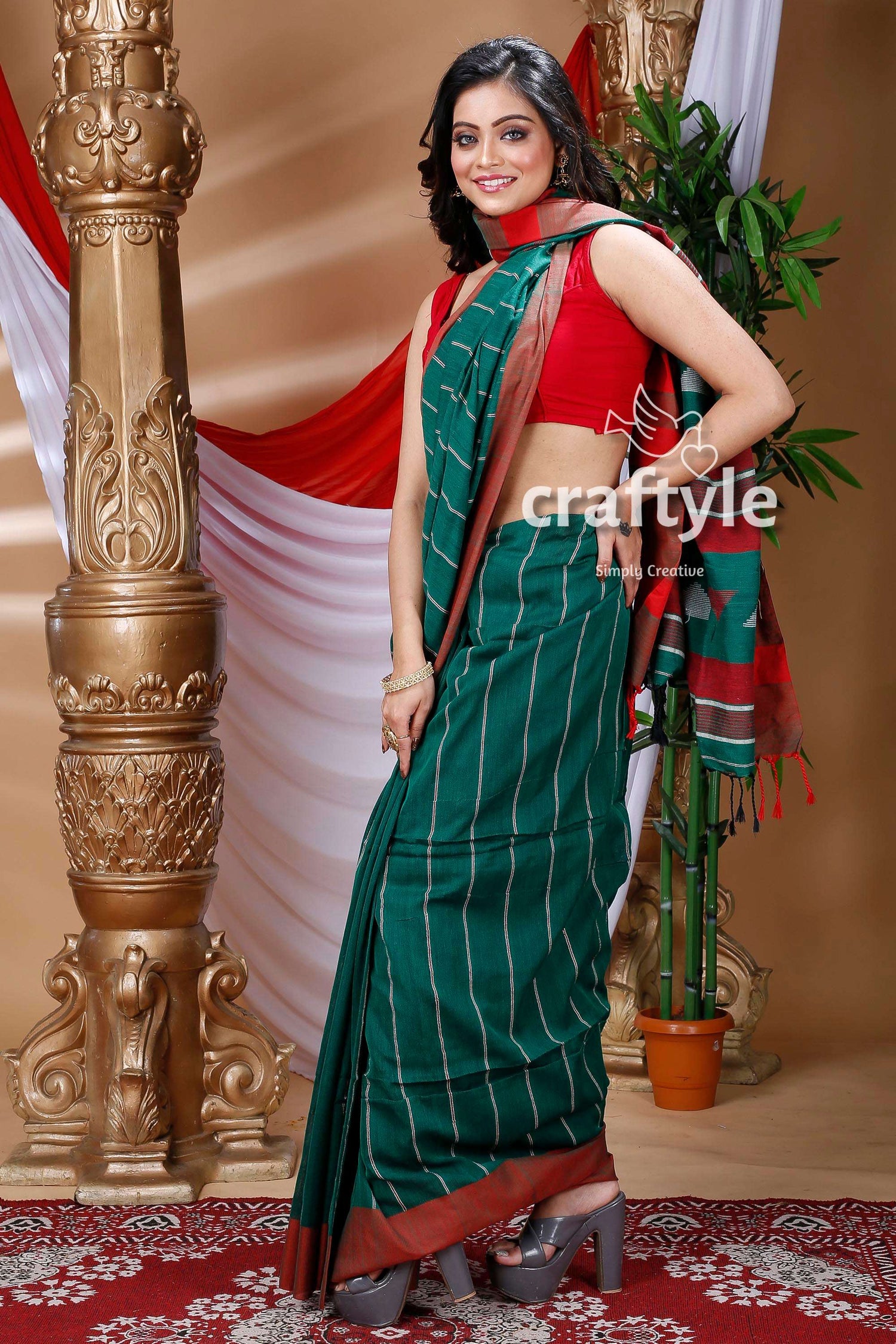 Deep Green &amp; Maroon Red Handloom Cotton Saree-Craftyle