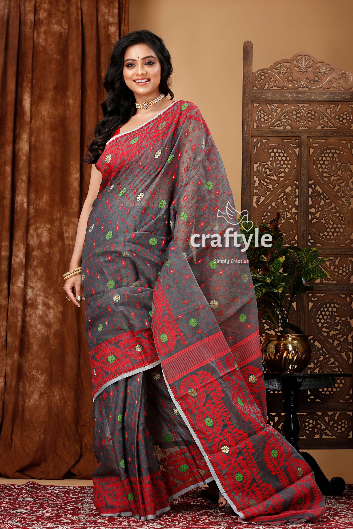 Dim Grey and Red Traditional Handloom Jamdani Sari - Craftyle