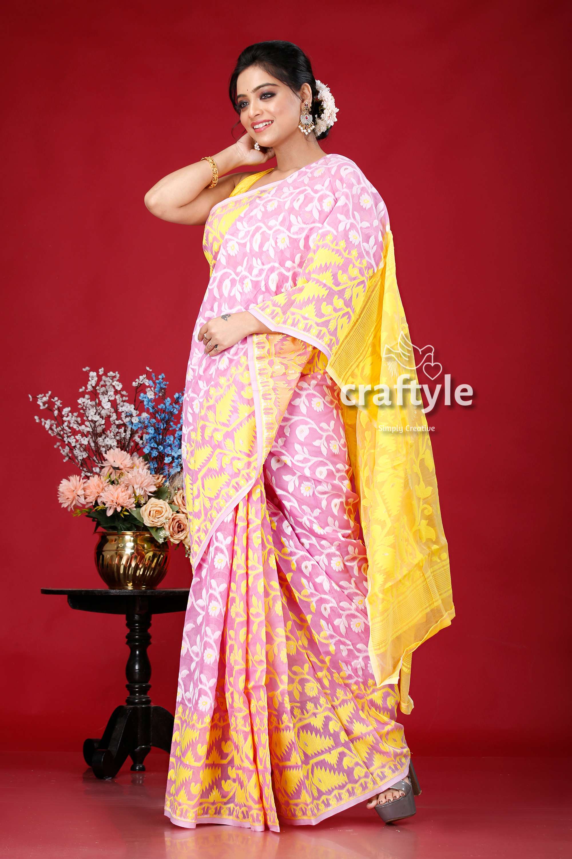 Elegant Mauve and Yellow Floral Jamdani Saree - Perfect for Any Occasion - Craftyle