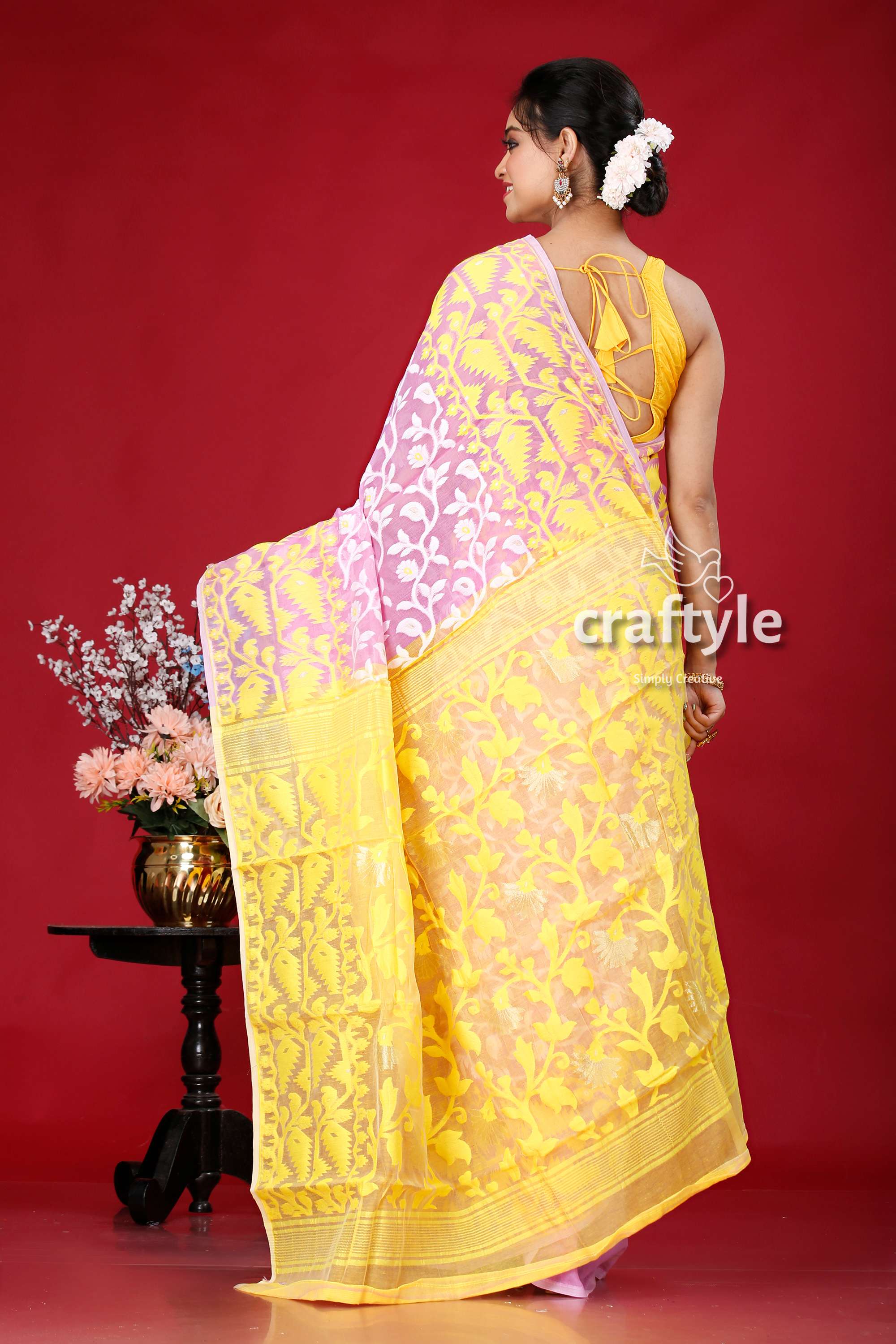 Elegant Mauve and Yellow Floral Jamdani Saree - Perfect for Any Occasion - Craftyle