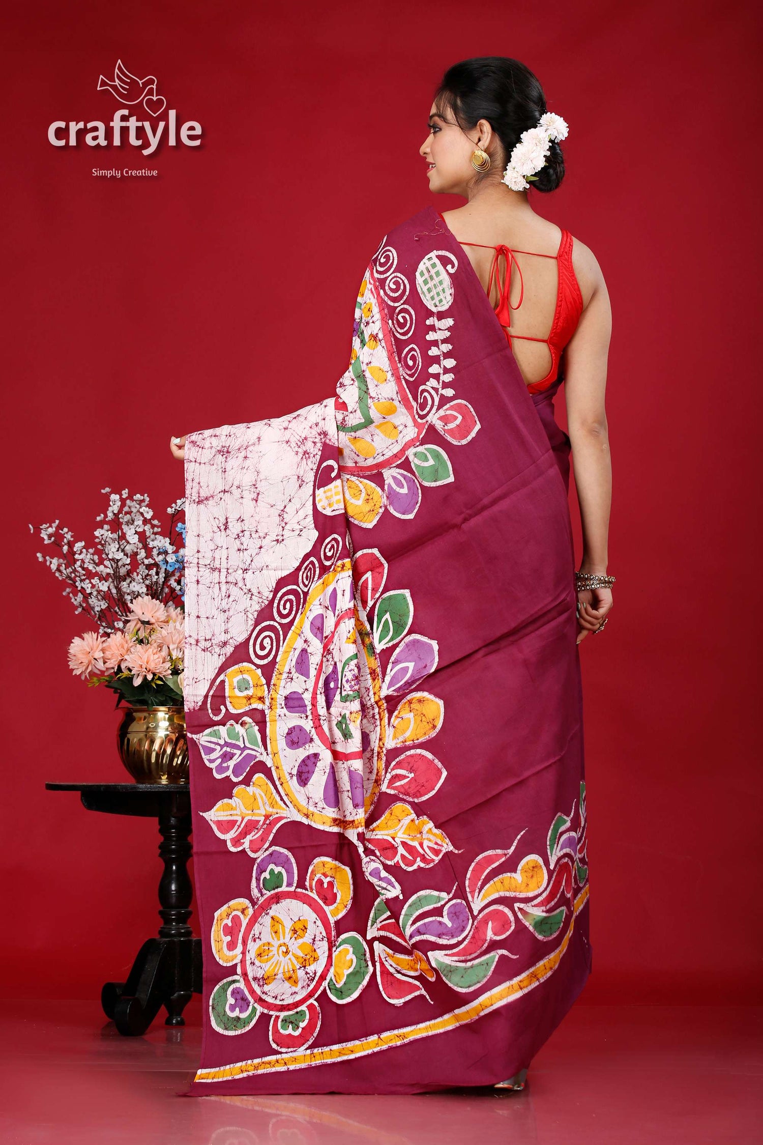 Ethnic Hand Batik Saree in Pure Cotton - Alpana Design for a Unique Look - Craftyle