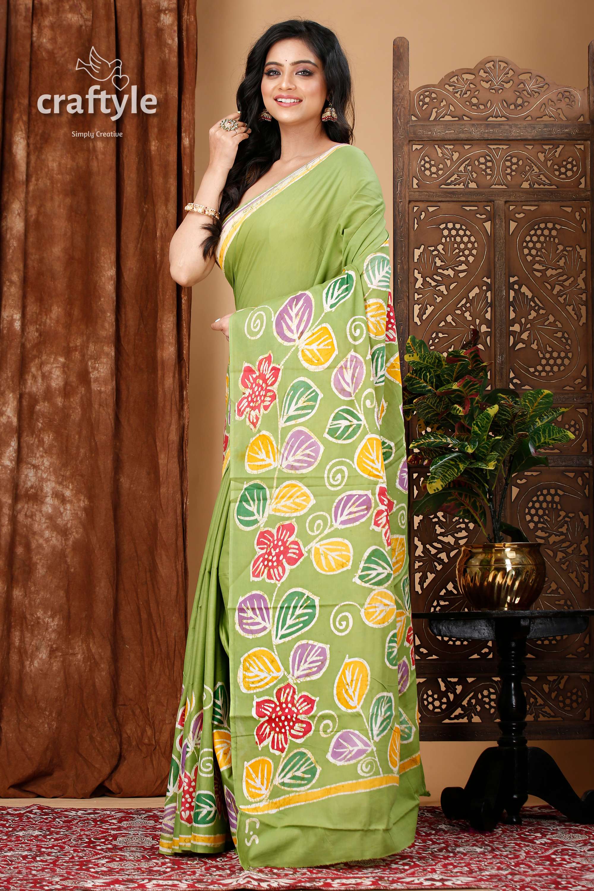 Floral Motif Sophisticated Hand Batik Pure Cotton Saree - Craftyle