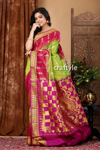 Kelly Green and Dark Magenta Kanjivaram Silk Saree - Craftyle