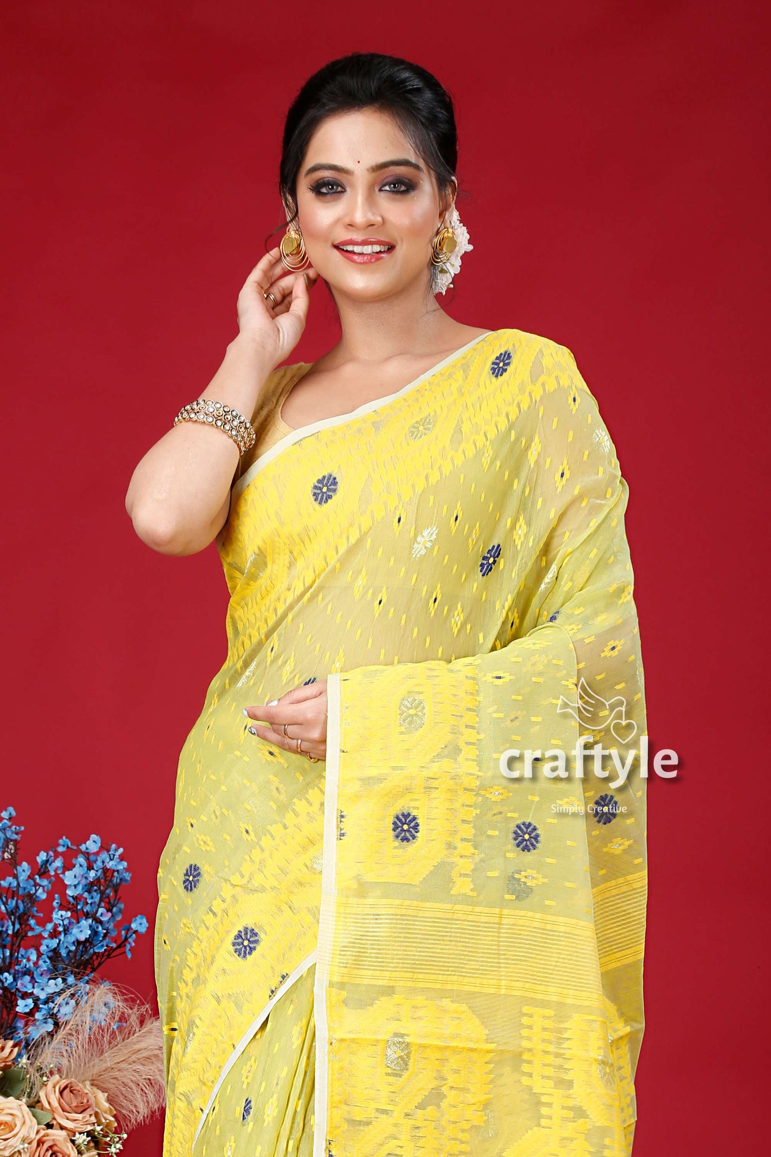 Light Apple Green and Yellow Intricate Jamdani Saree - Craftyle