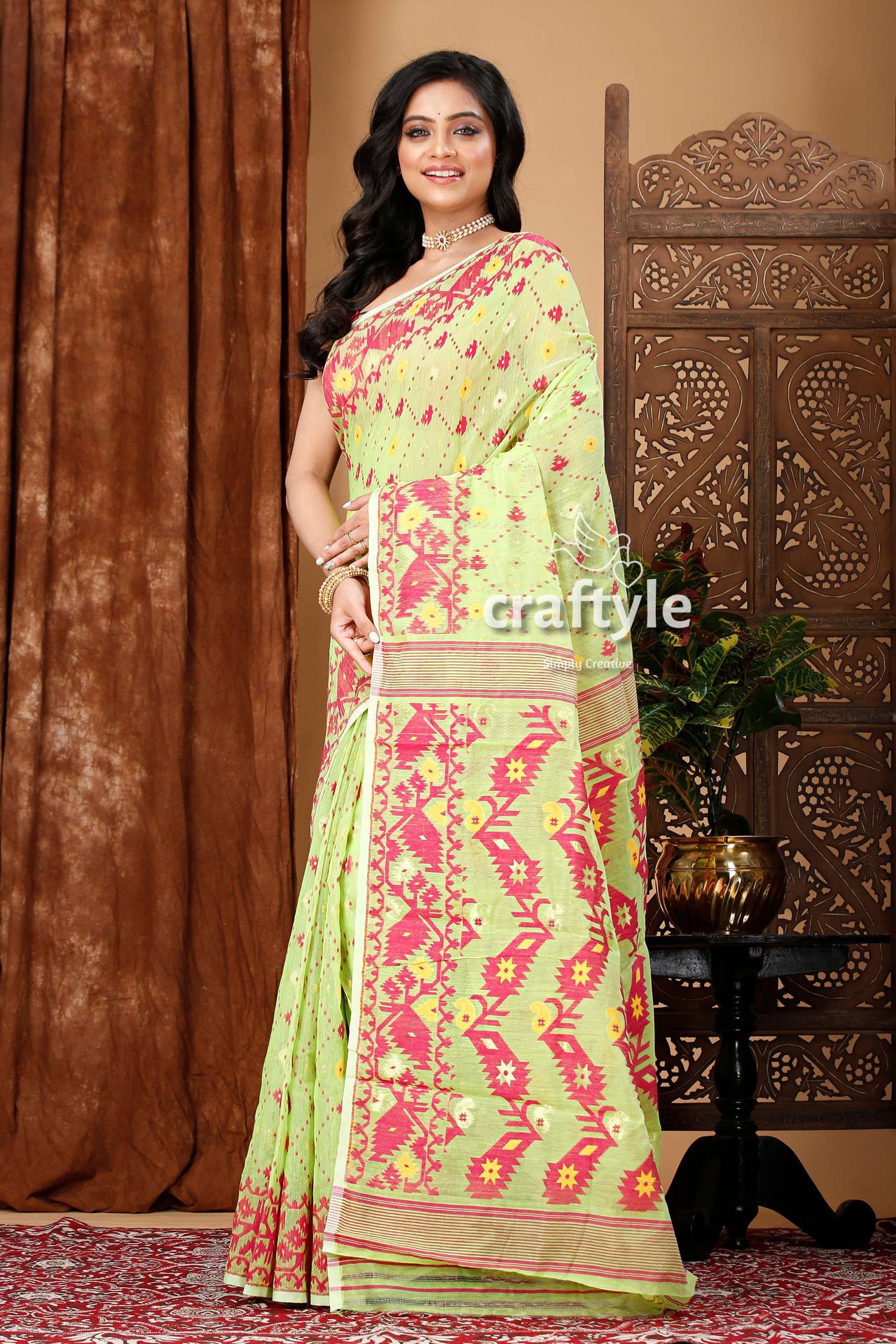 Light Green-Magenta Graceful Jamdani Saree - Craftyle