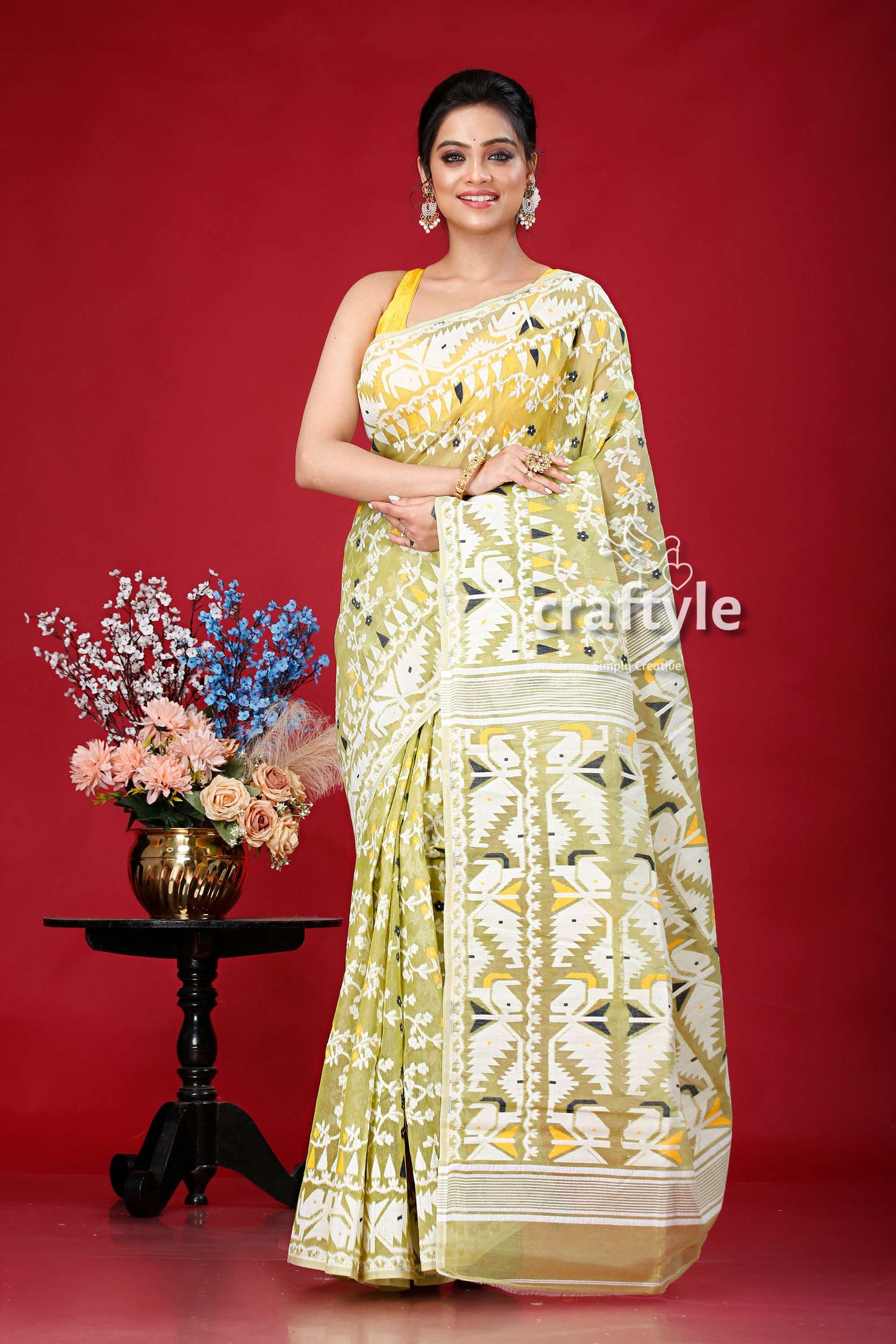 Olivine-White Elegant Jamdani Saree for Women - Craftyle