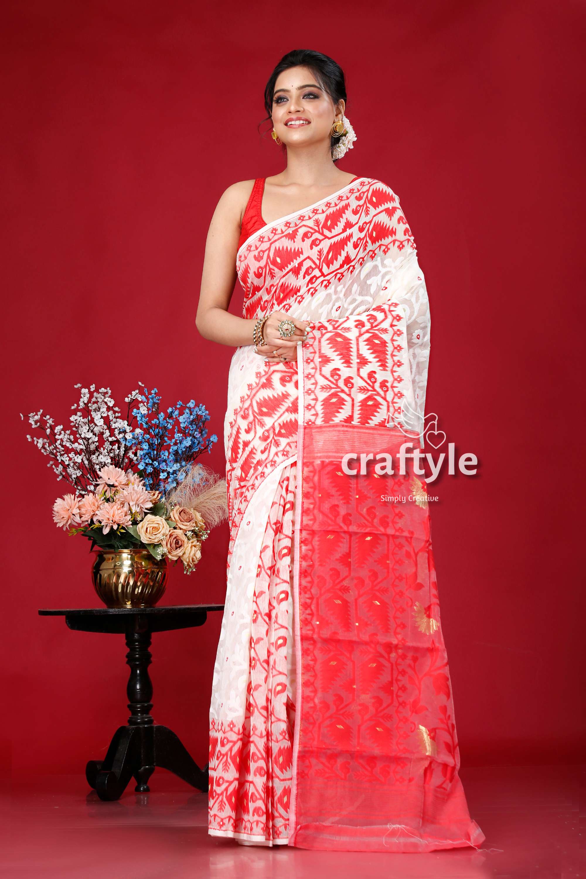 Radical Red and White Traditional Dhakai Jamdani Saree - Craftyle