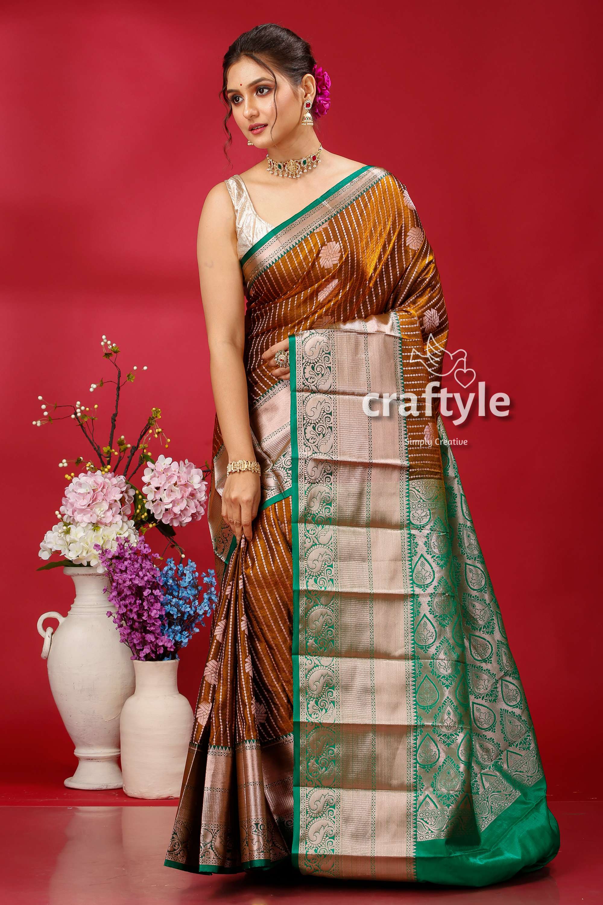 Stunning Walnut Brown Kosha Silk Saree - Luxurious Indian Wedding Attire - Craftyle