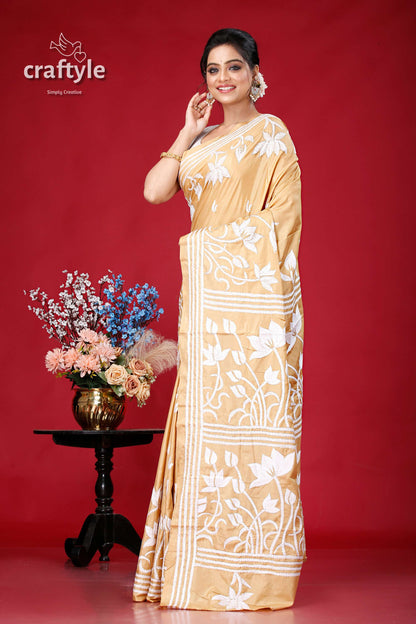 Tan White Lotus Design Silk Kantha Stitch Saree - Craftyle