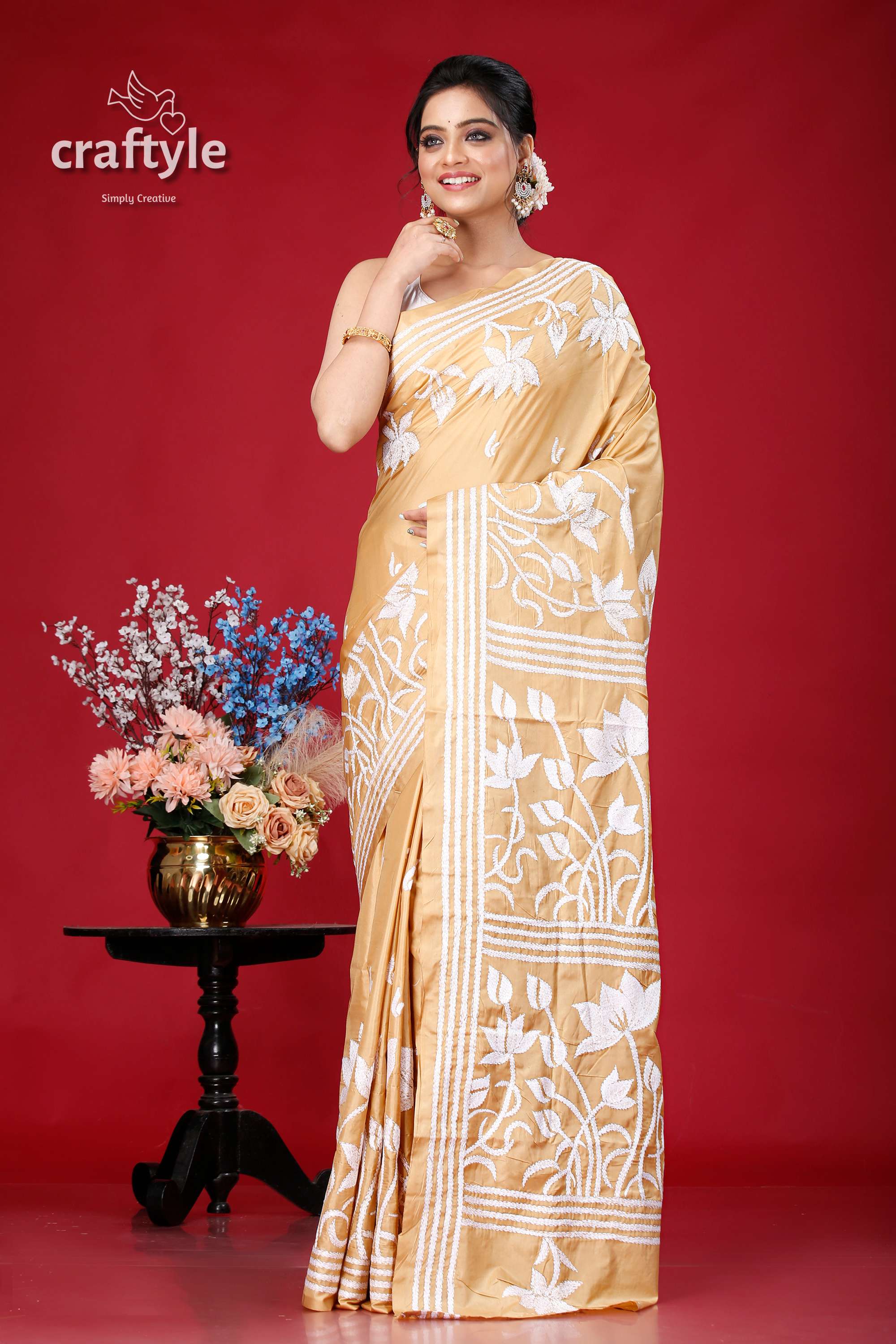 Tan White Lotus Design Silk Kantha Stitch Saree - Craftyle