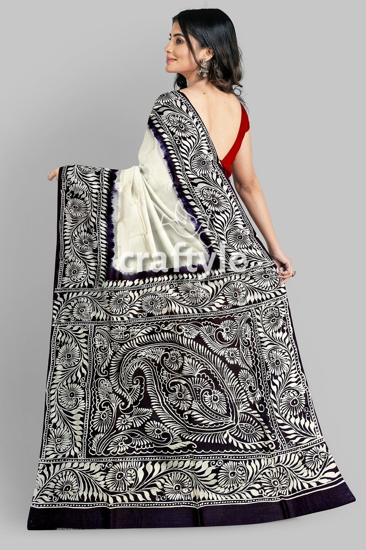 White and Black Saro Tuli Hand Batik Mulberry Pure Silk Saree - Craftyle