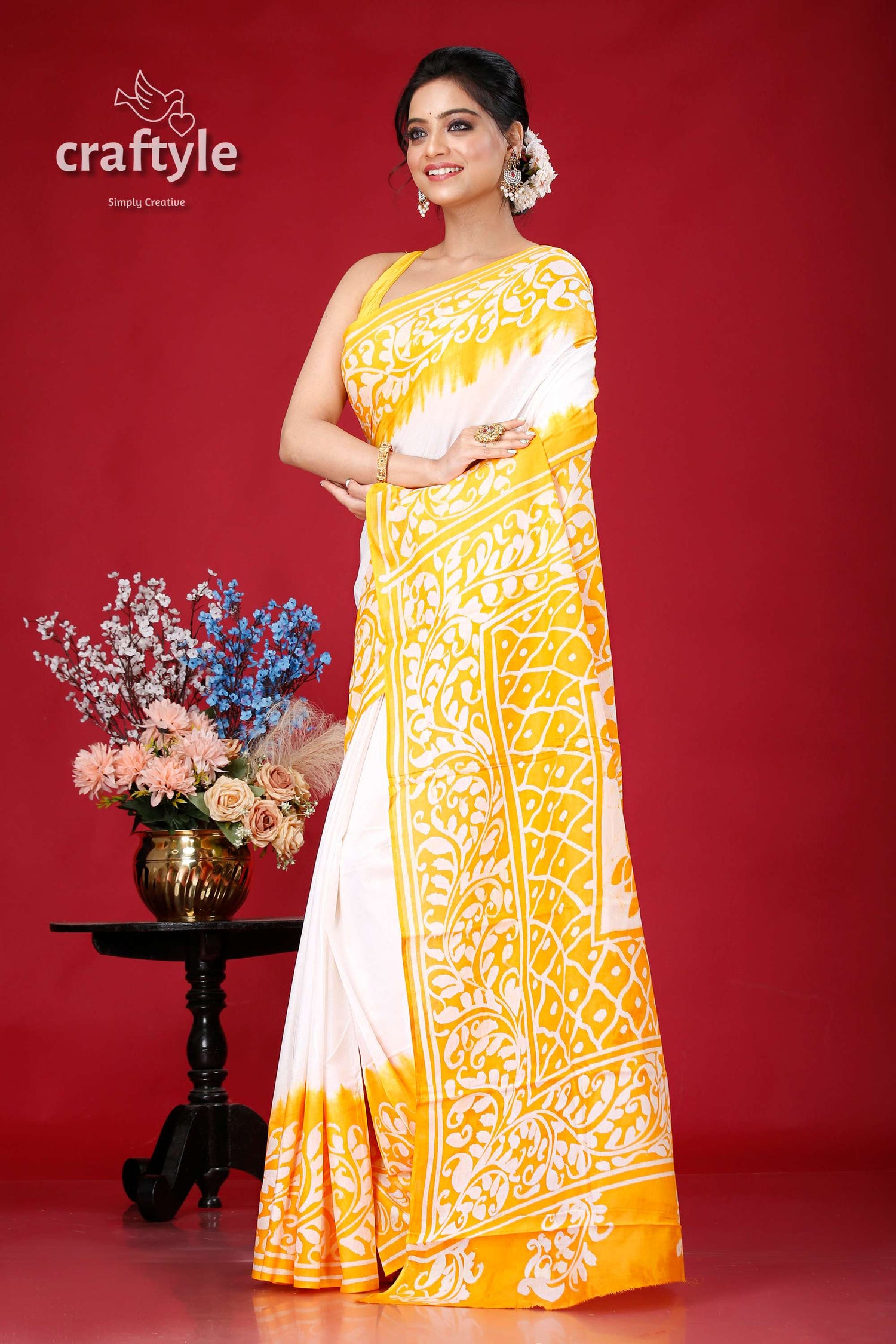 Yellow and White Soru Tuli Hand Batik Pure Cotton Saree - Craftyle